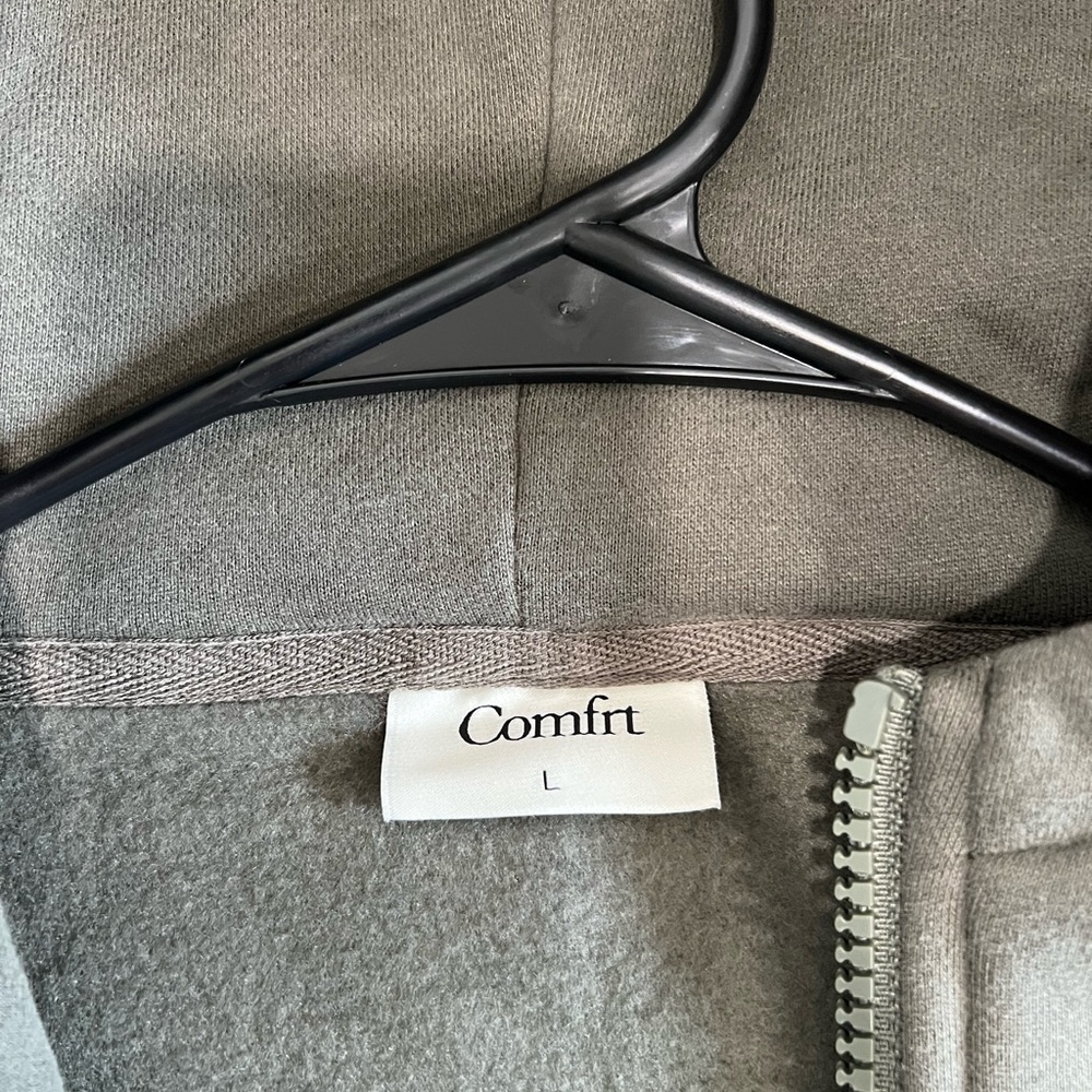 Comfrt Full-Zip Hooded Jacket - Picture 4 of 4
